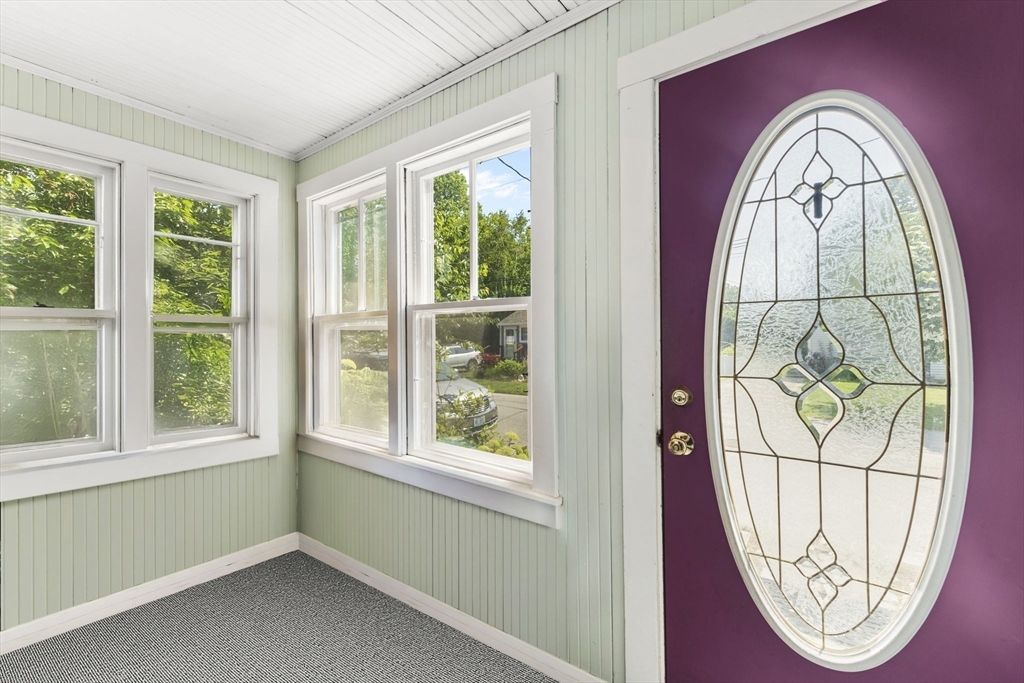 Property Photo:  4 S Cornell Ave  RI 02885 