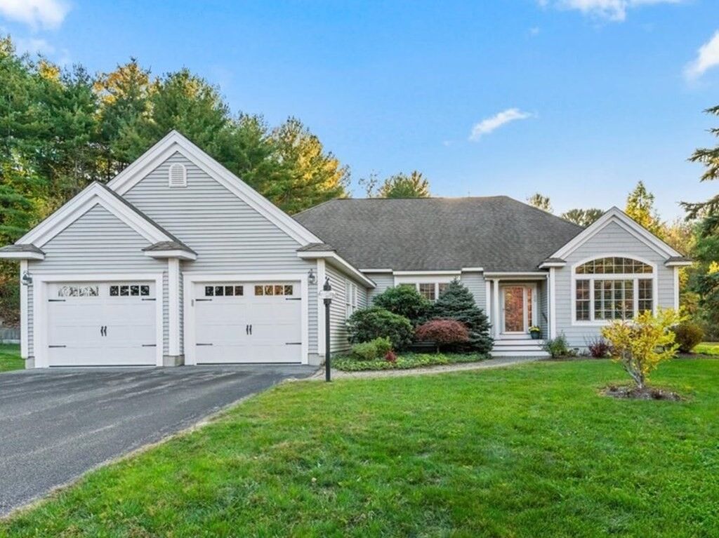 Property Photo:  26 Silver Brook Ln 26  MA 02061 