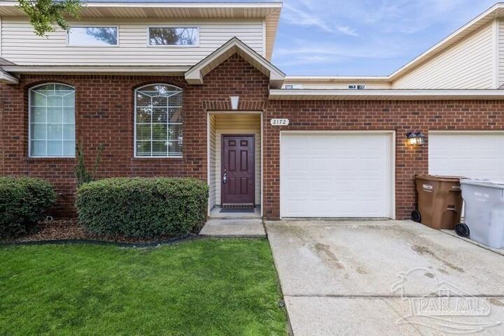 Property Photo:  2172 Hadleigh Hills Ct  FL 32566 