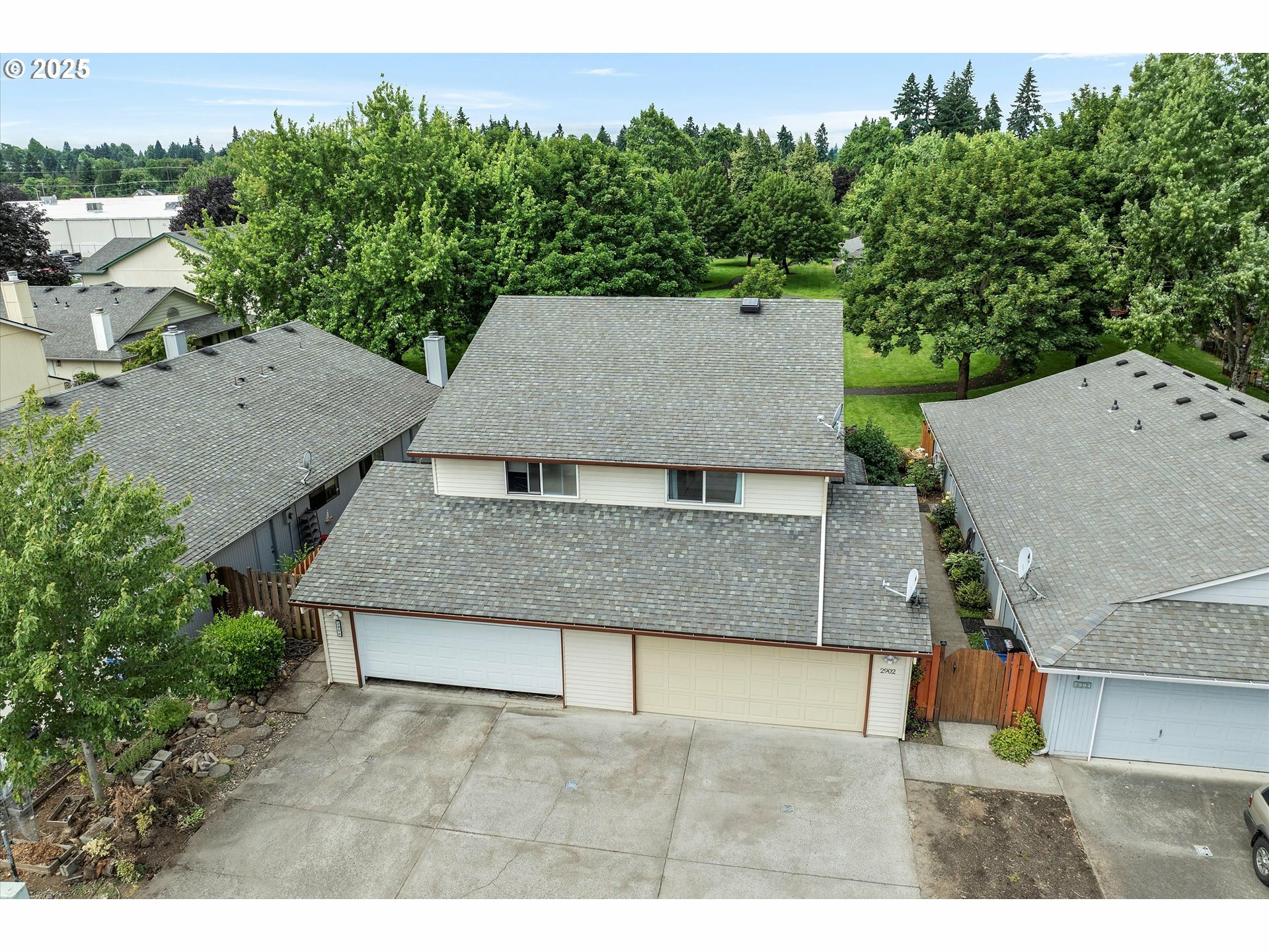 Property Photo: 2902 Caples Ave WA 98661