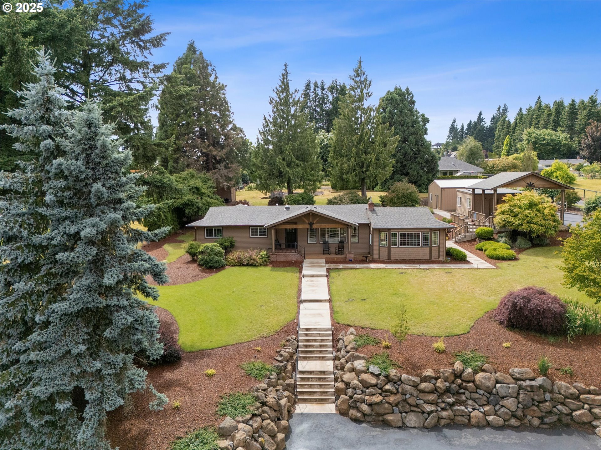 Property Photo: 16355 NE Leander Dr OR 97140