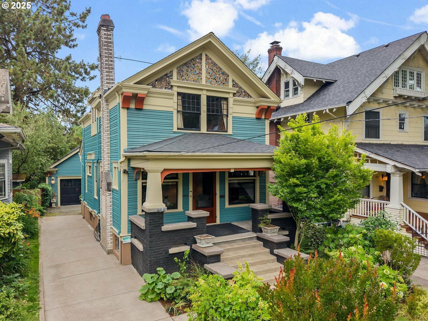 Property Photo: 2517 NE 21st Ave OR 97212