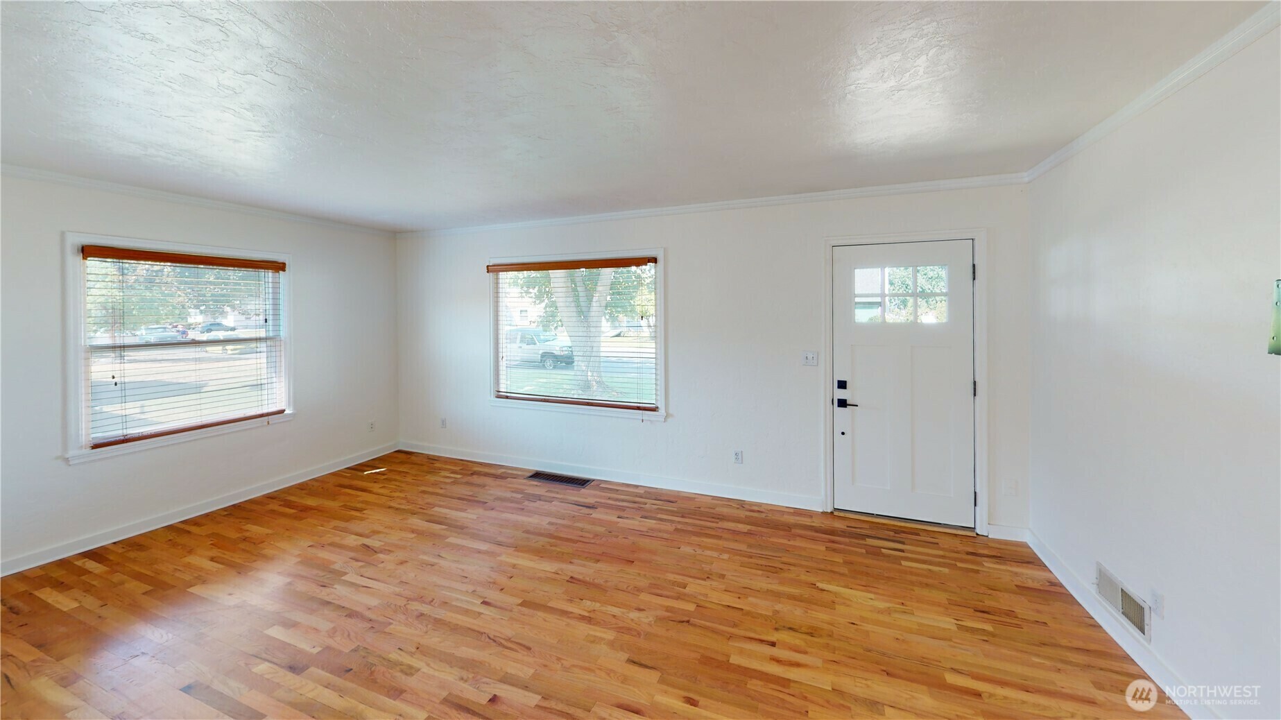 Property Photo:  1303  Modoc  WA 99362 