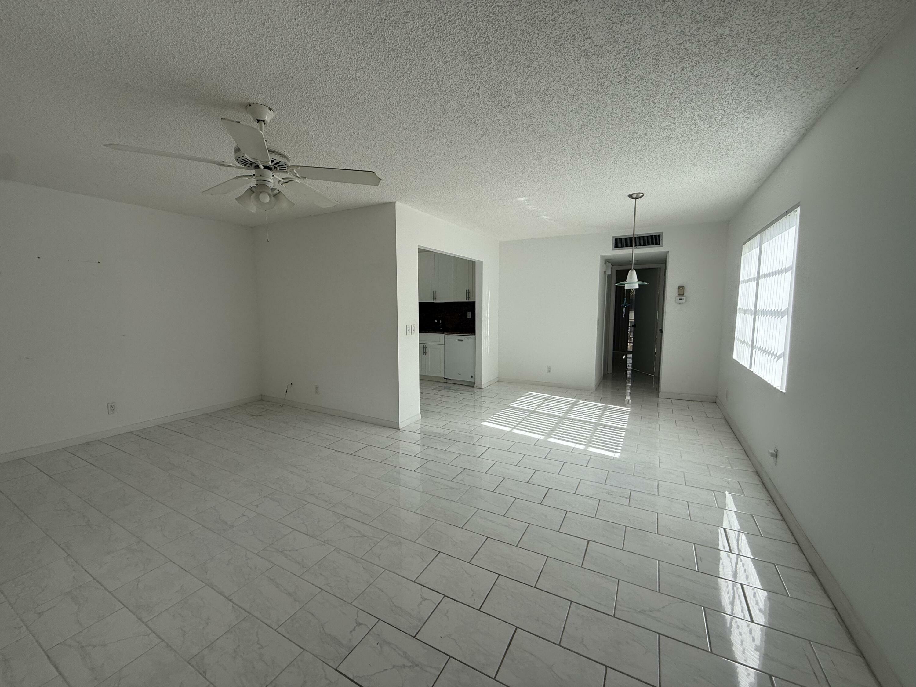 Property Photo: 602 Flanders M FL 33484