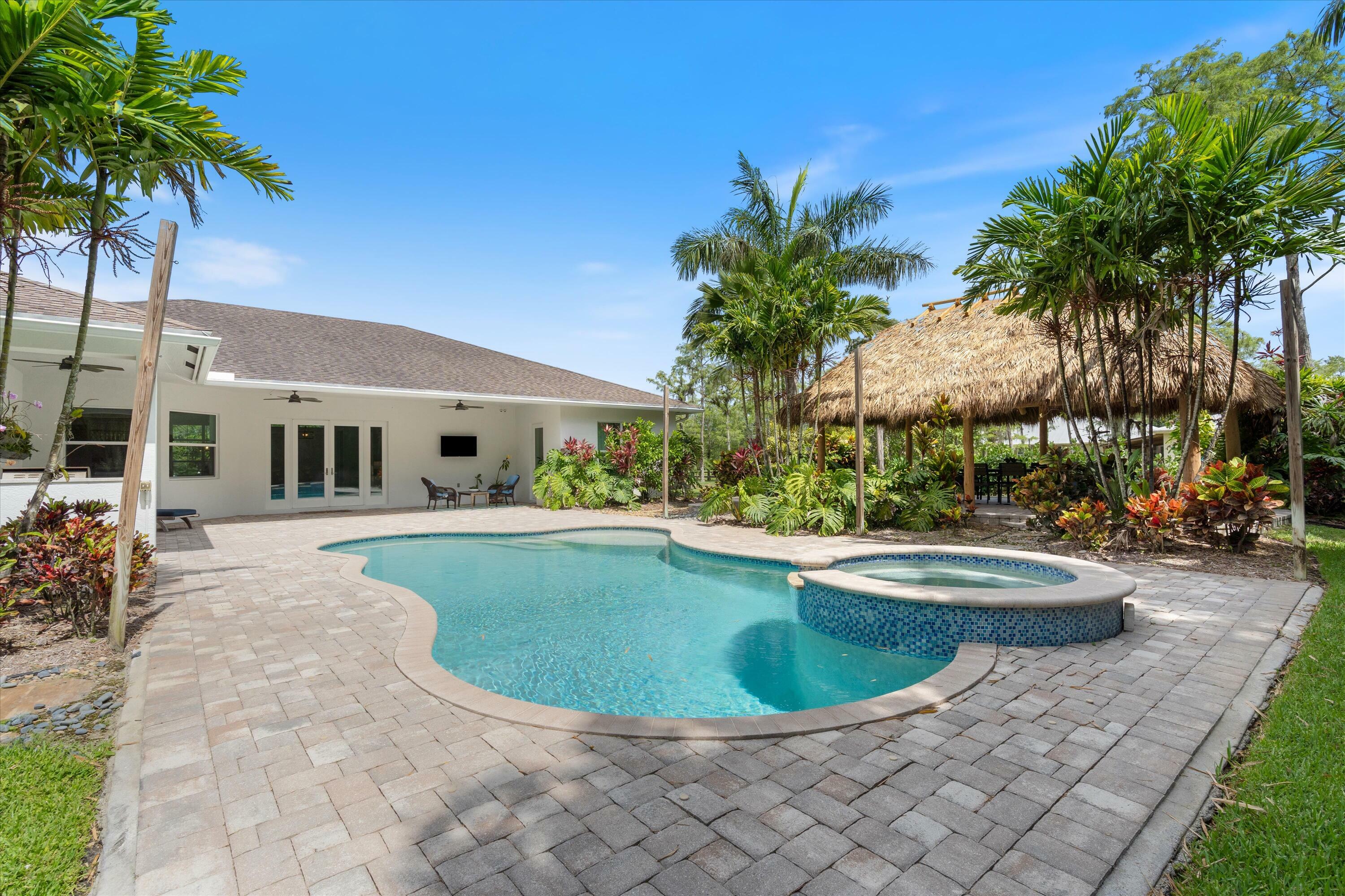 Property Photo:  15214 87th Trail N  FL 33418 