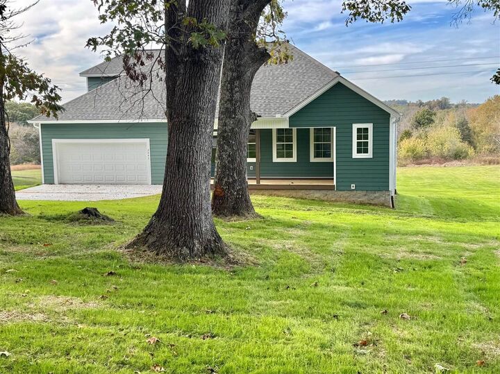 Property Photo:  2043 Highland Church Road  KY 42101 