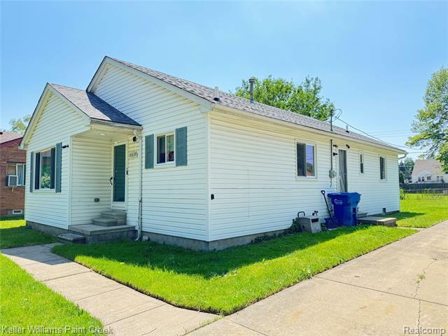 Property Photo: 20839 Sunset Avenue MI 48091