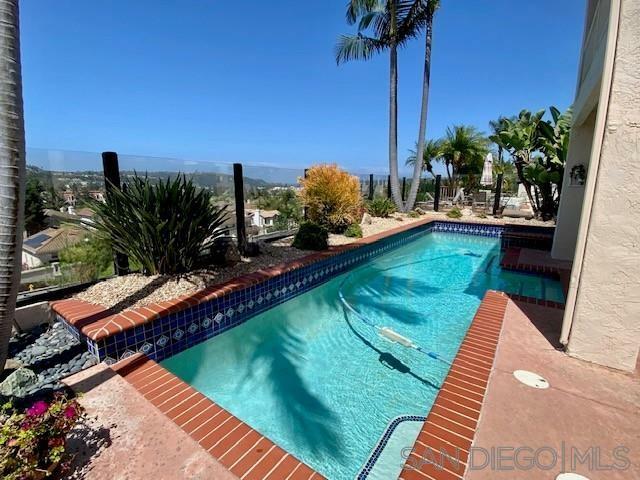 Property Photo: 2865 Torry Ct CA 92009