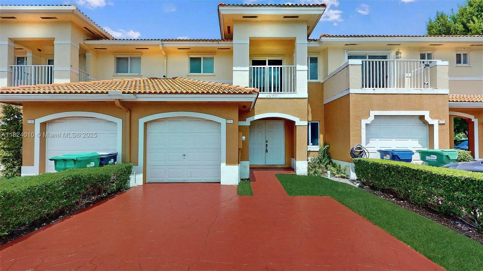 5751 SW 162nd Ct  Miami FL 33193 photo