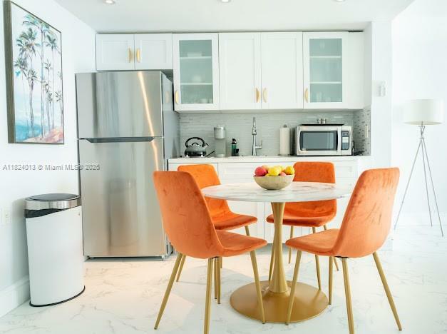 Property Photo: 1100 West Ave 510 FL 33139