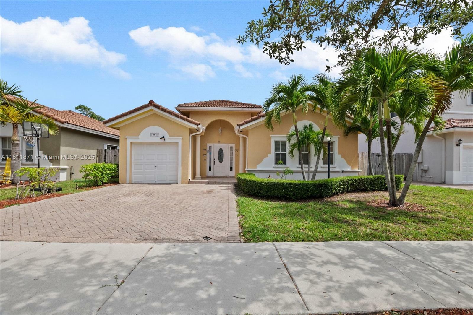 13011 SW 143rd Ter  Miami FL 33186 photo