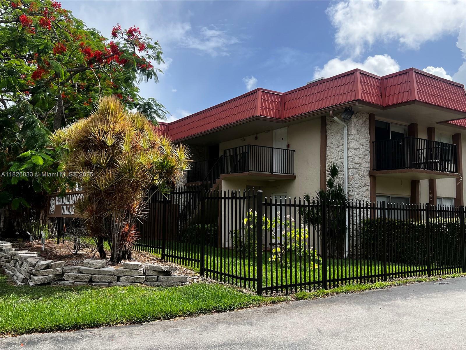Property Photo:  10511 SW 108th Ave 181  FL 33176 