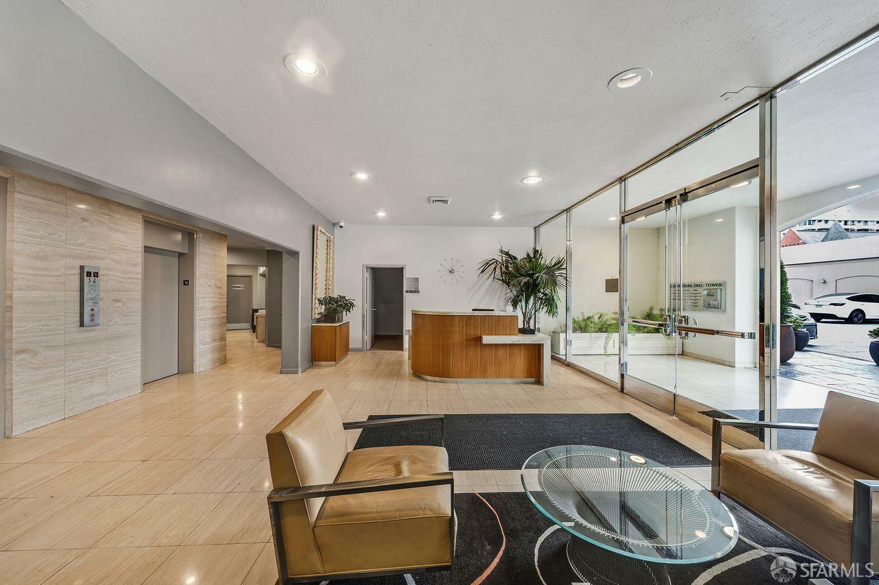 Property Photo: 1200 Gough Street 4B CA 94109