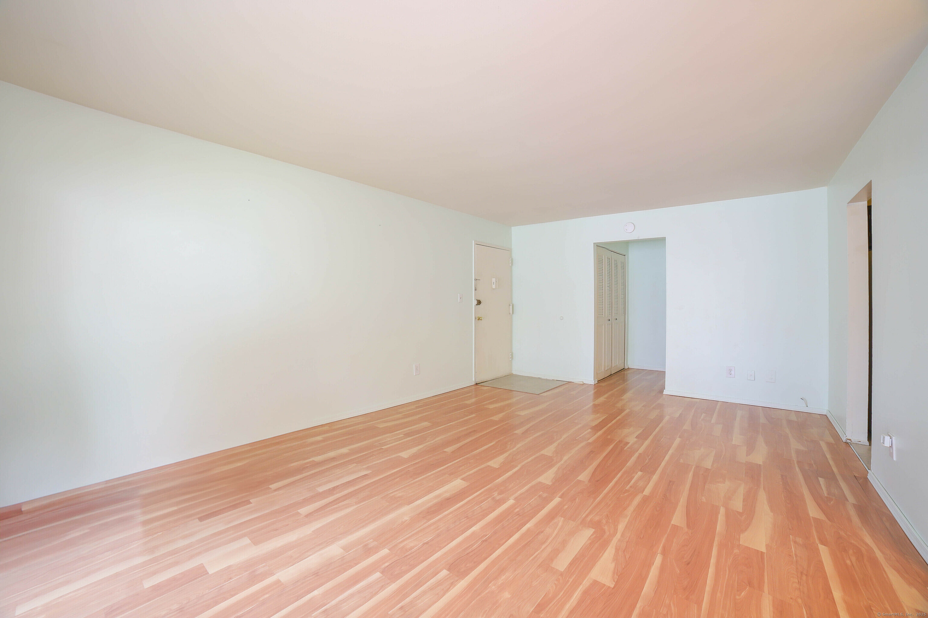 Property Photo:  50 Greenhouse Road 2A  CT 06606 