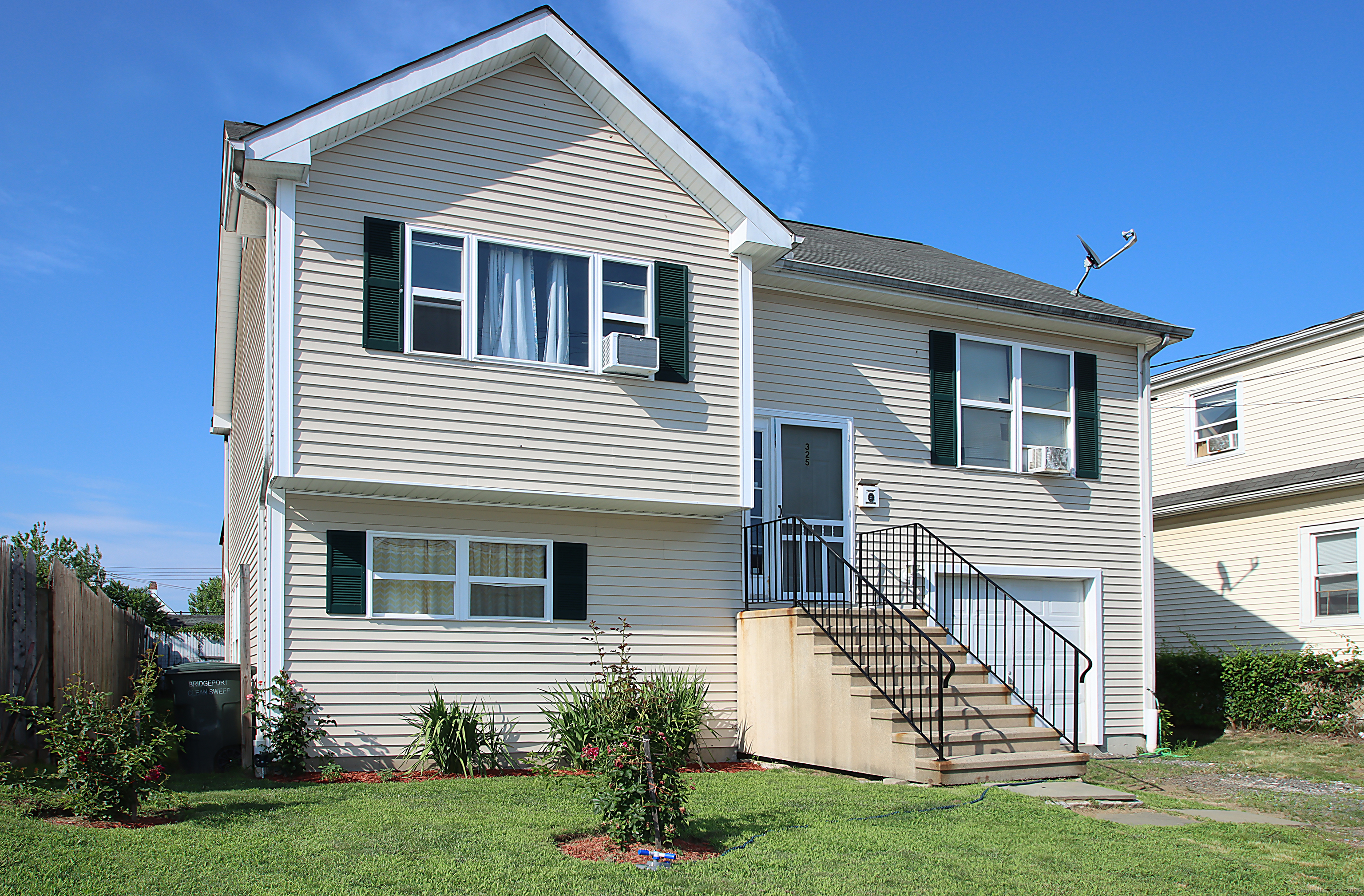 325 Jefferson Street  Bridgeport CT 06607 photo