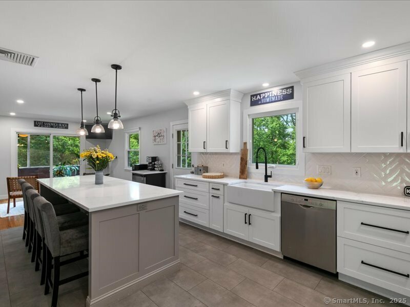 Property Photo: 964 Red Fox Road CT 06477