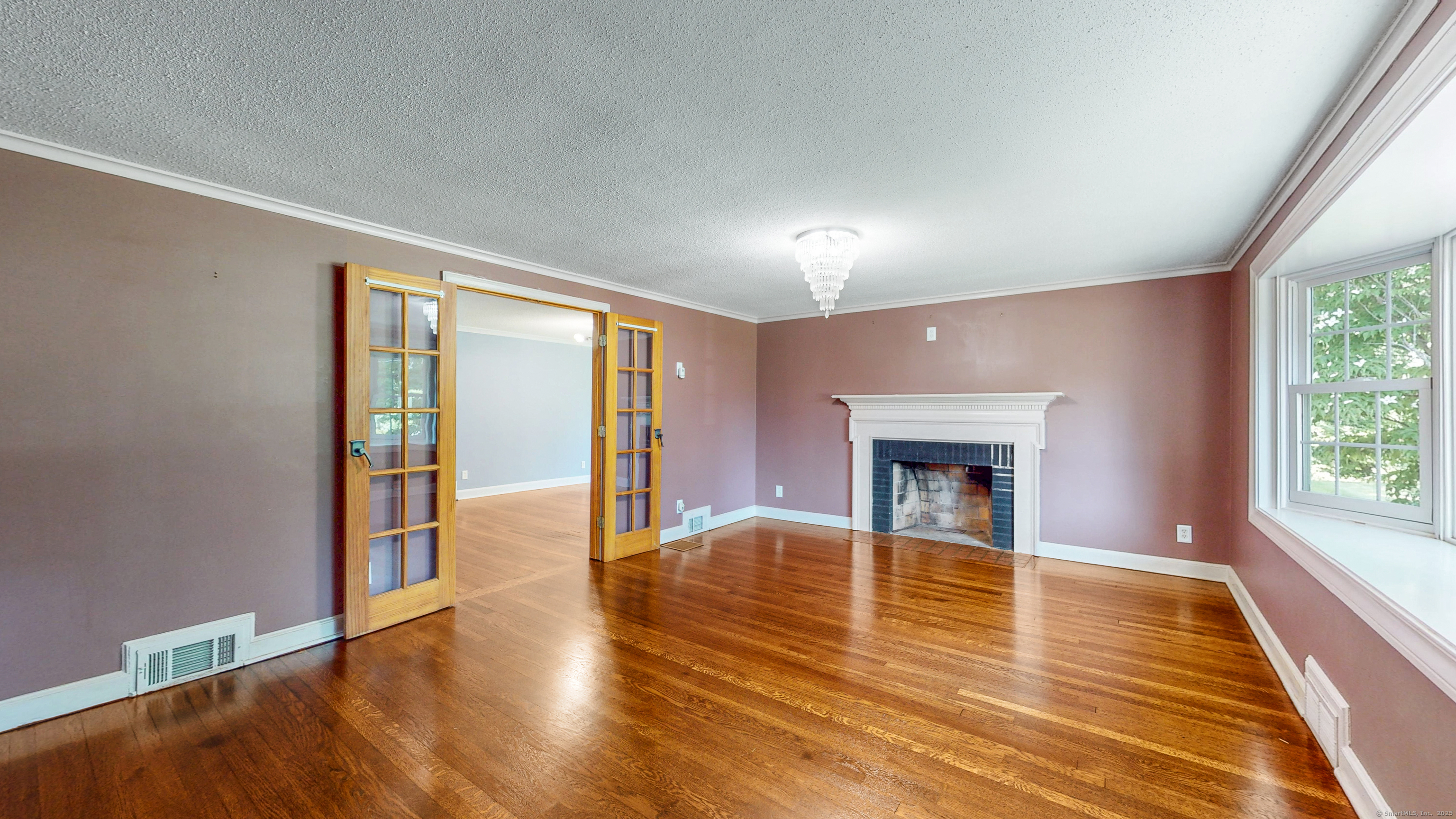 Property Photo: 9 Selden Hill Drive CT 06107