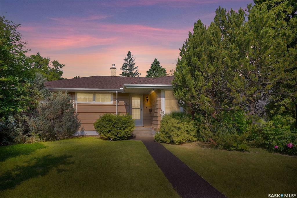 Property Photo: 20 Montgomery Road SK S4S 5C4