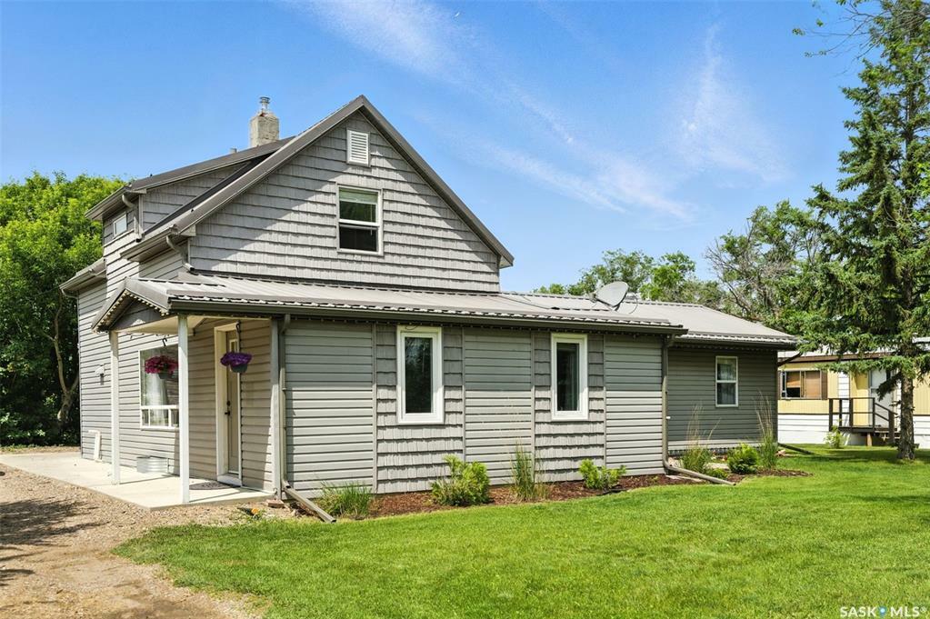 Property Photo: 604 3rd Street W SK S0L 0P0