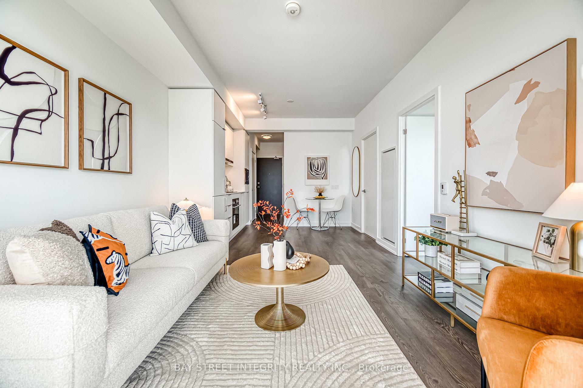 Property Photo: 7 Golden Lion Heights N1008 ON M2M 0C1