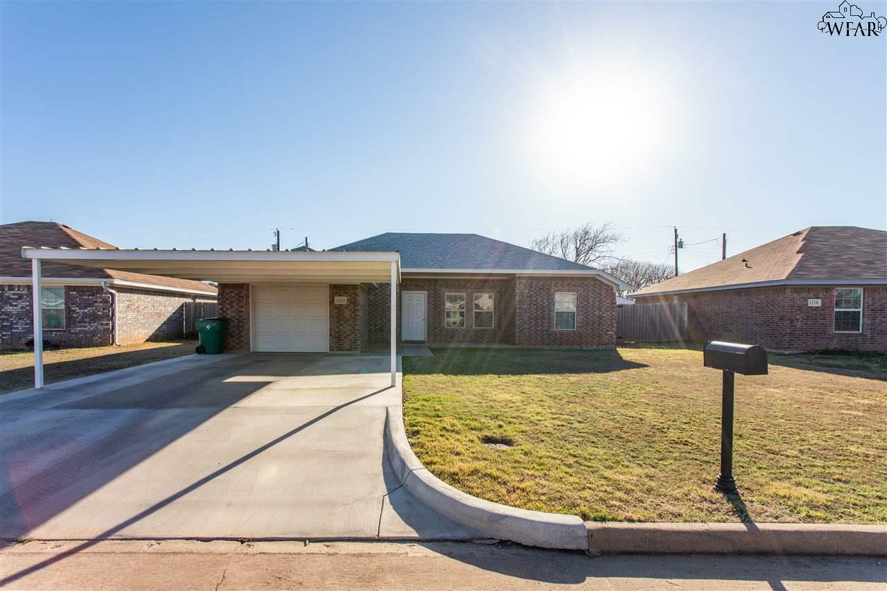 Property Photo:  1212 Newman Avenue  TX 76367 