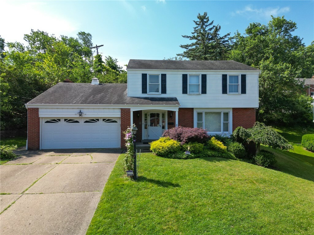 Property Photo: 4517 W Brightview Ave PA 15227