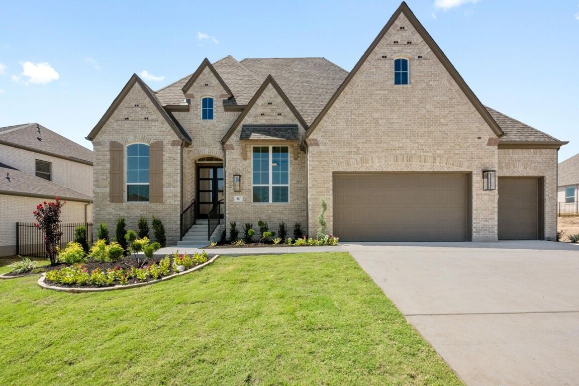 Property Photo: 407 Leaning Rock Ridge TX 78737