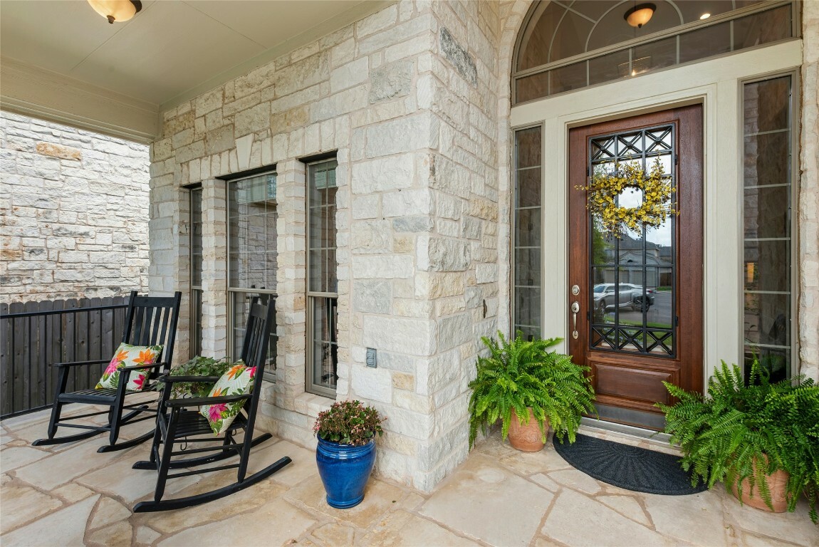 Property Photo: 11104 Claro Vista Cove TX 78739