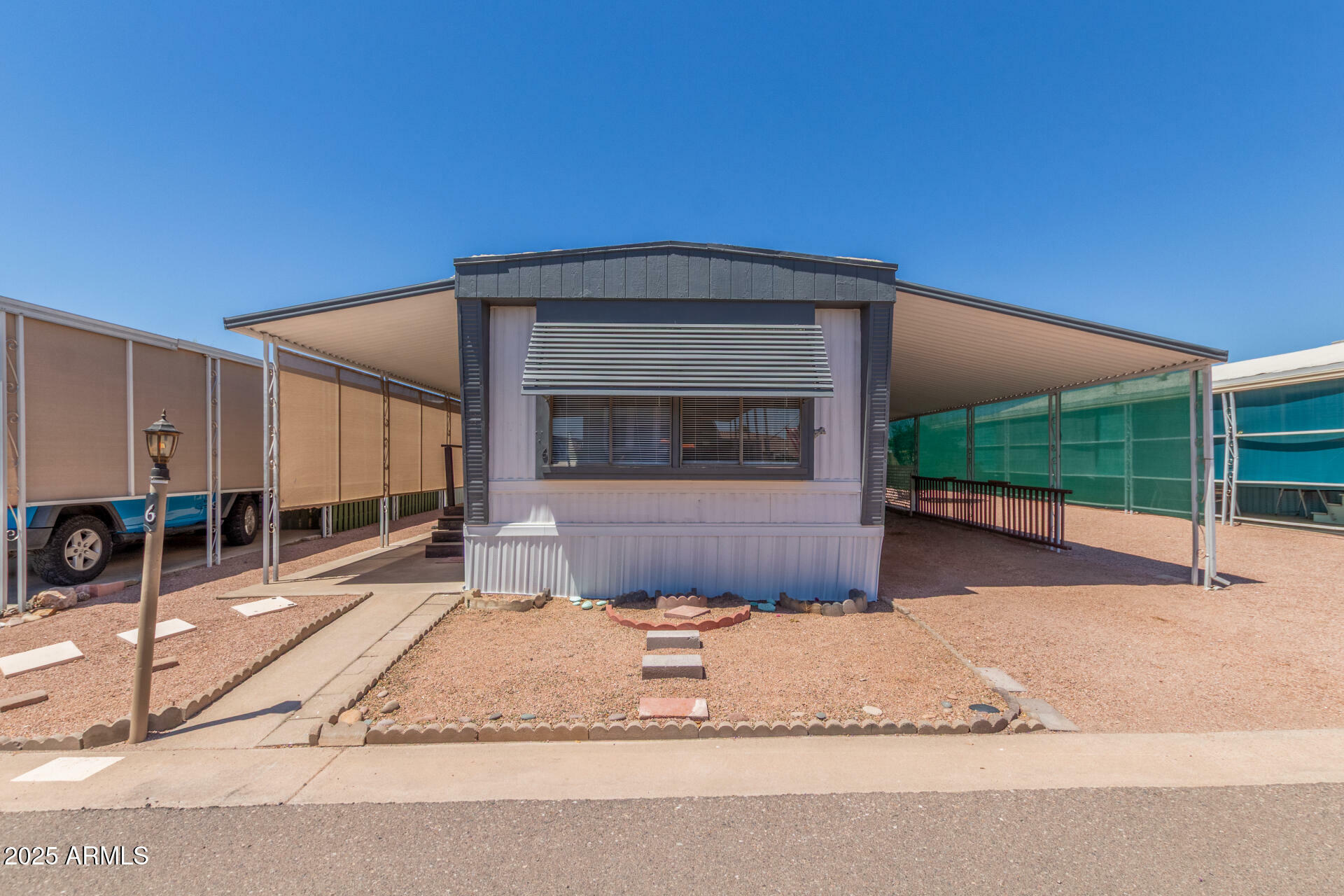 Property Photo: 1363 N Plaza Drive 6 AZ 85120