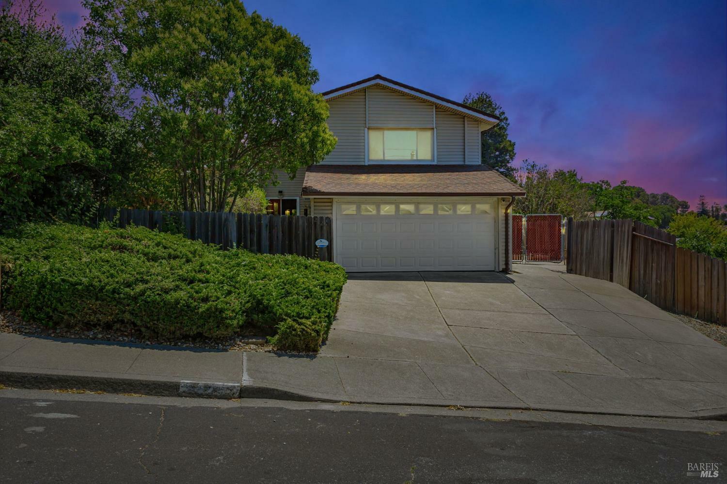 Property Photo: 224 Woodson Way CA 94591