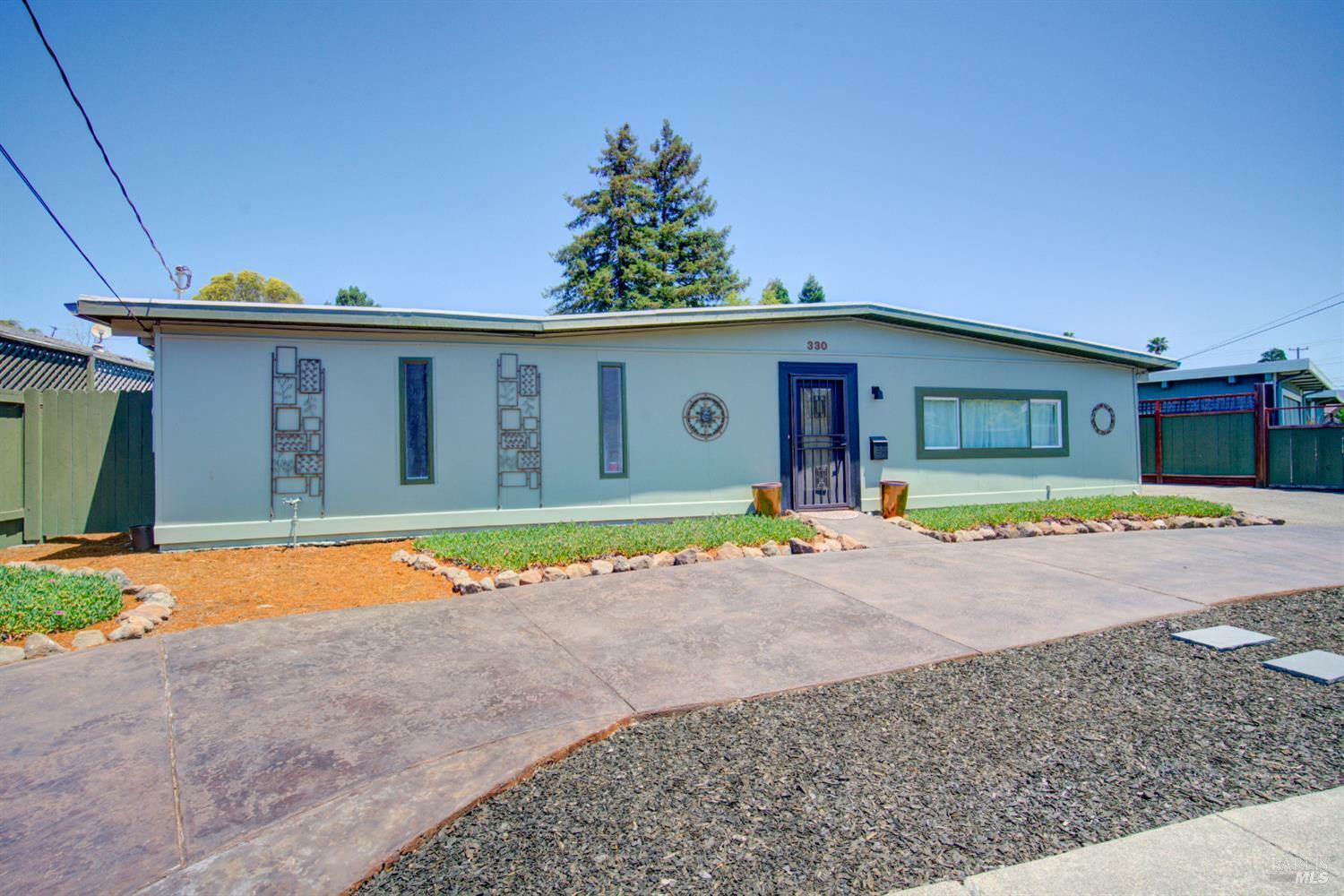 Property Photo:  330 Bonnie Avenue  CA 94928 