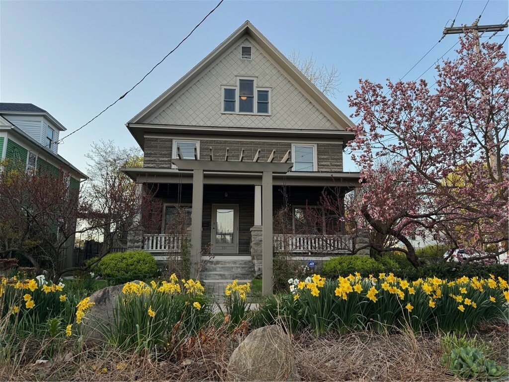 Property Photo:  331 Washington Street  NY 14456 