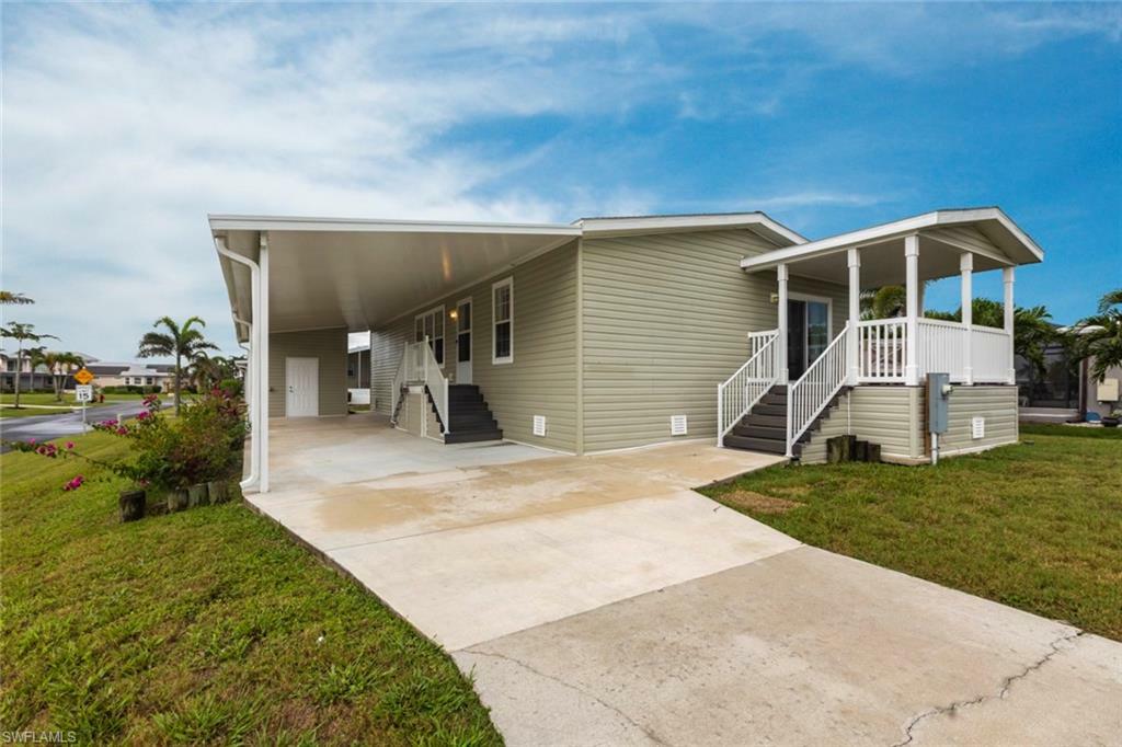 Property Photo: 4350 Deltona Dr FL 33950