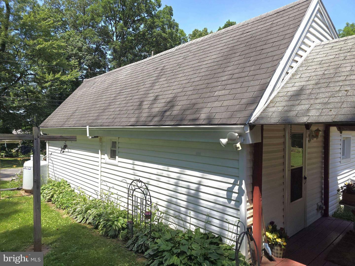 Property Photo: 834 Oberlin Road PA 17057