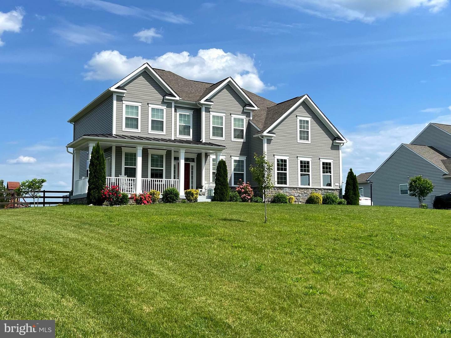 Property Photo: 725 Holland Drive WV 25403