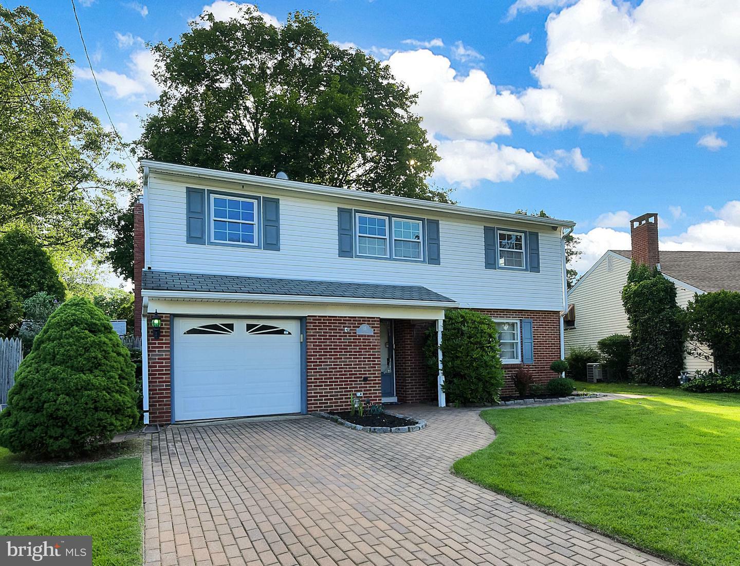 15 Constance Drive  Hamilton NJ 08620 photo