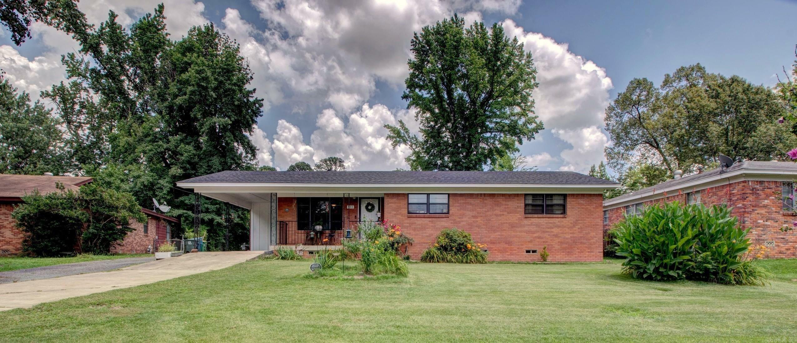 Property Photo: 111 Greenland Cove AR 72204