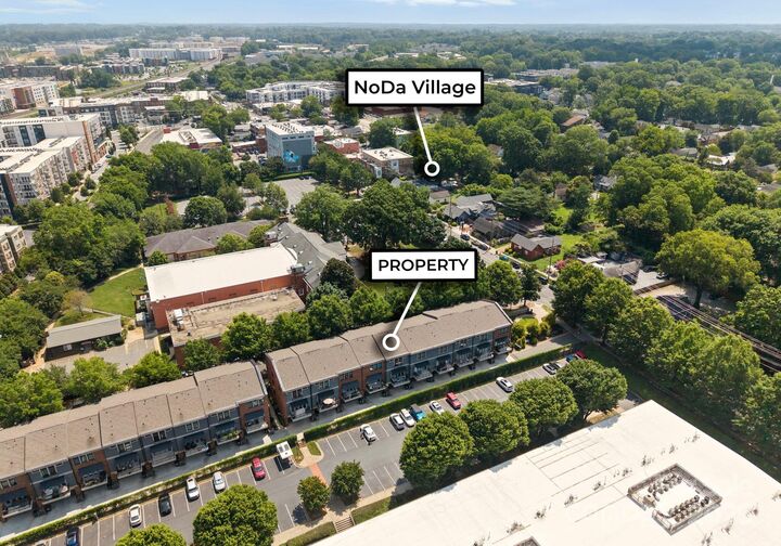 Property Photo: 460 E 33rd Street NC 28205