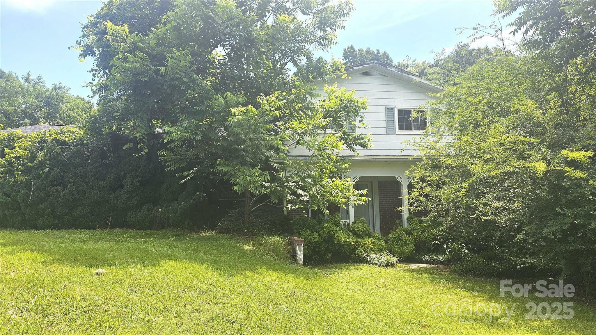 Property Photo: 11056 US Highway 52 Highway N NC 28170
