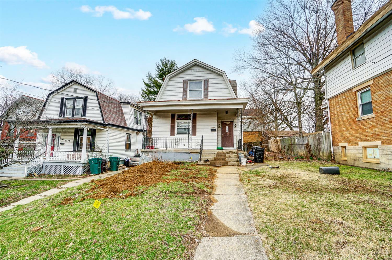 Property Photo: 1256 Ross Avenue OH 45205