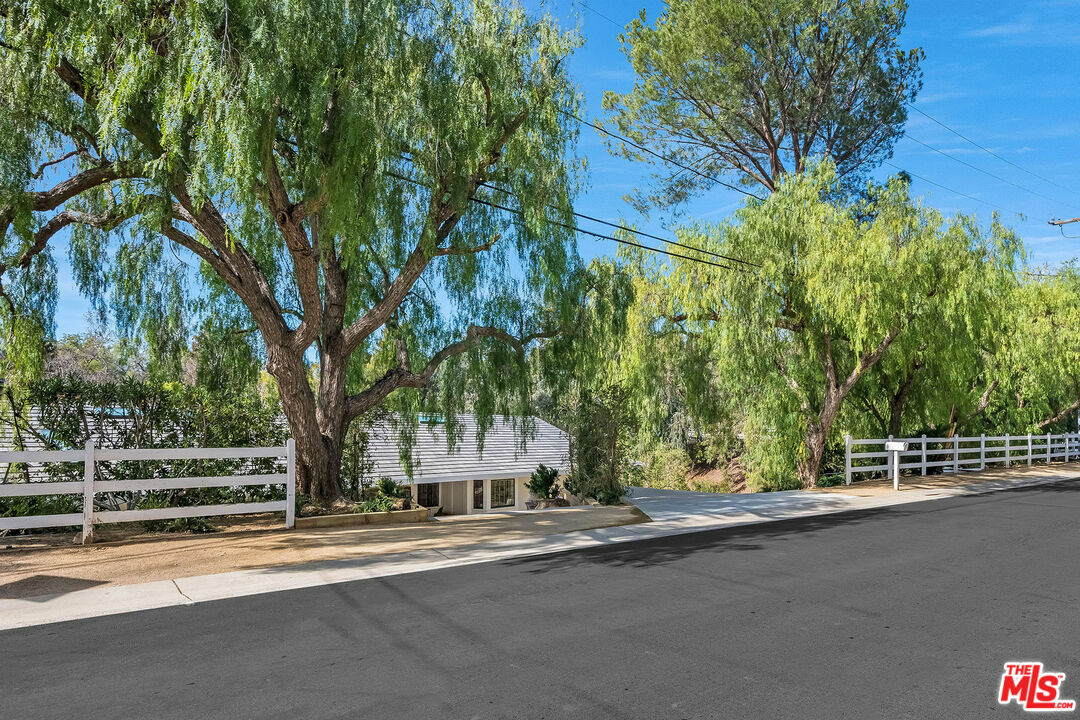 Property Photo: 25010 Jim Bridger Rd CA 91302