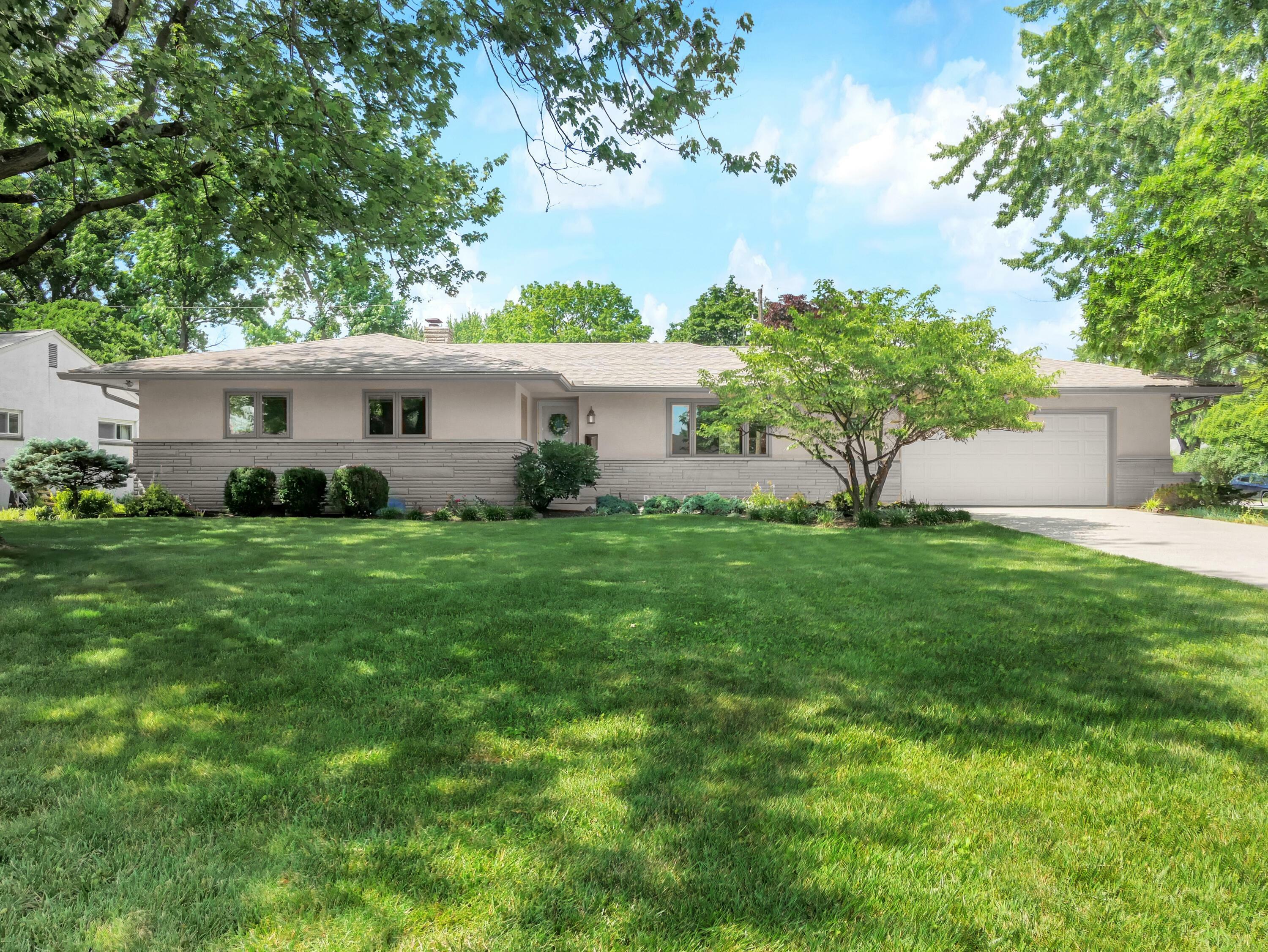 1010 Poling Drive  Columbus OH 43224 photo