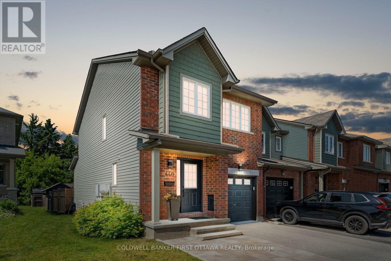 440 Haresfield Court  Ottawa ON K4M 0B6 photo