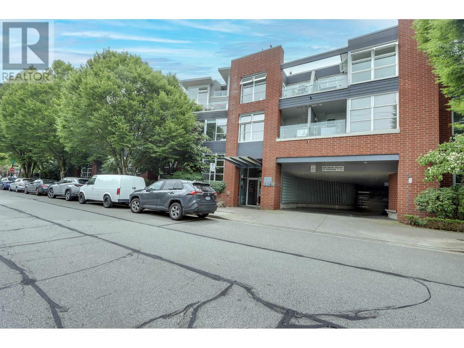 Property Photo:  638 West 7th Avenue 314  BC V5Z 1B5 