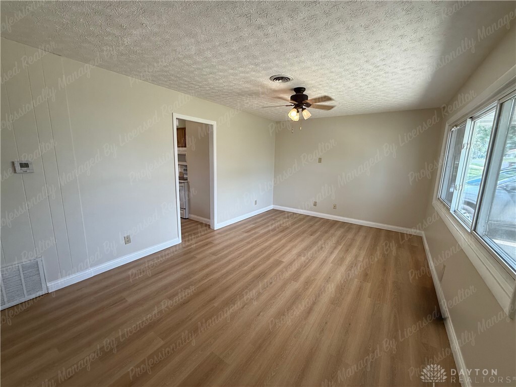 Property Photo: 2505 Edenhill Avenue OH 45420