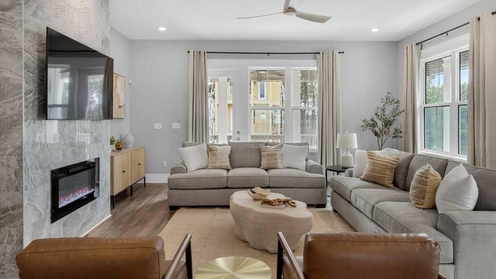 Property Photo: 28 W Queen Palm Drive FL 32461