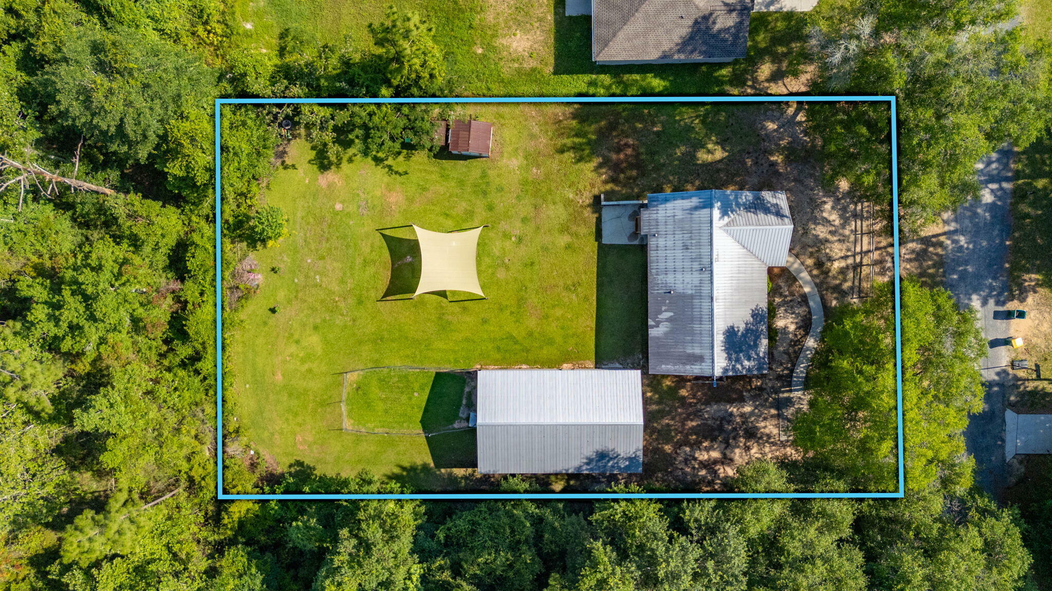 Property Photo: 5358 Cox Lane FL 32539