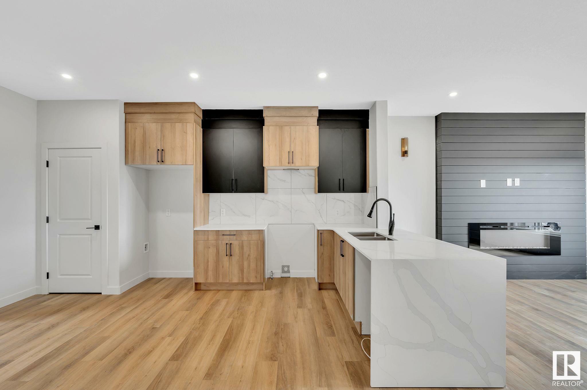 Property Photo: 252 24 Street NW AB T6X 3J1
