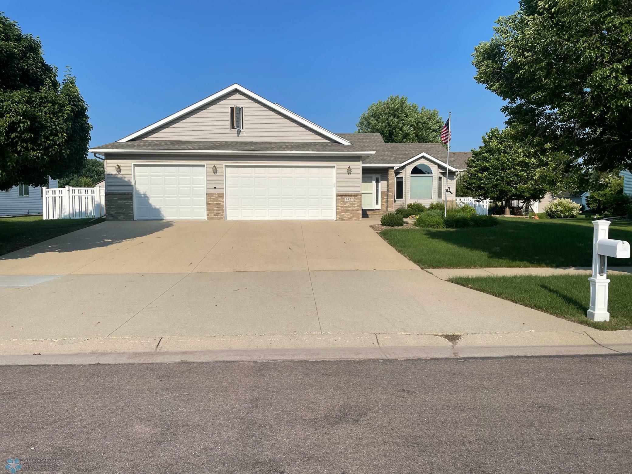 4427 10th Street N  Fargo ND 58102 photo