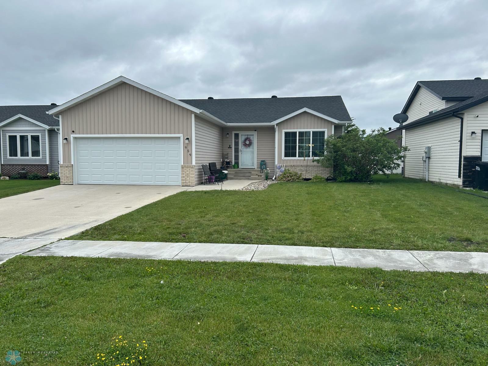 959 29 Avenue W  West Fargo ND 58078 photo